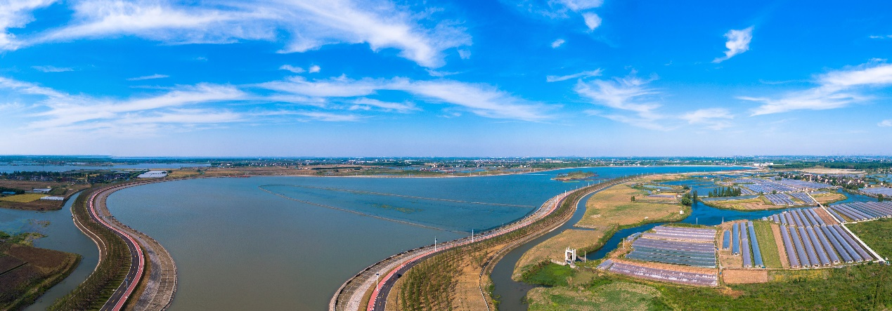 取&ldquo;青水&rdquo;于江，还清水于江--5楼自拍
坚持绿色发展、生态先行，当好生态环境保护的标兵