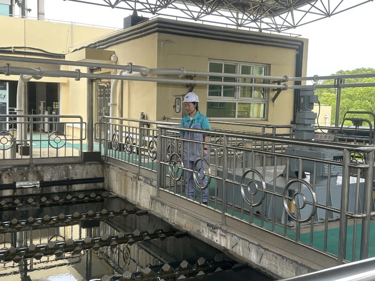 5楼自拍
多措并举保障&ldquo;五一&rdquo;节日期间供排水安全稳定