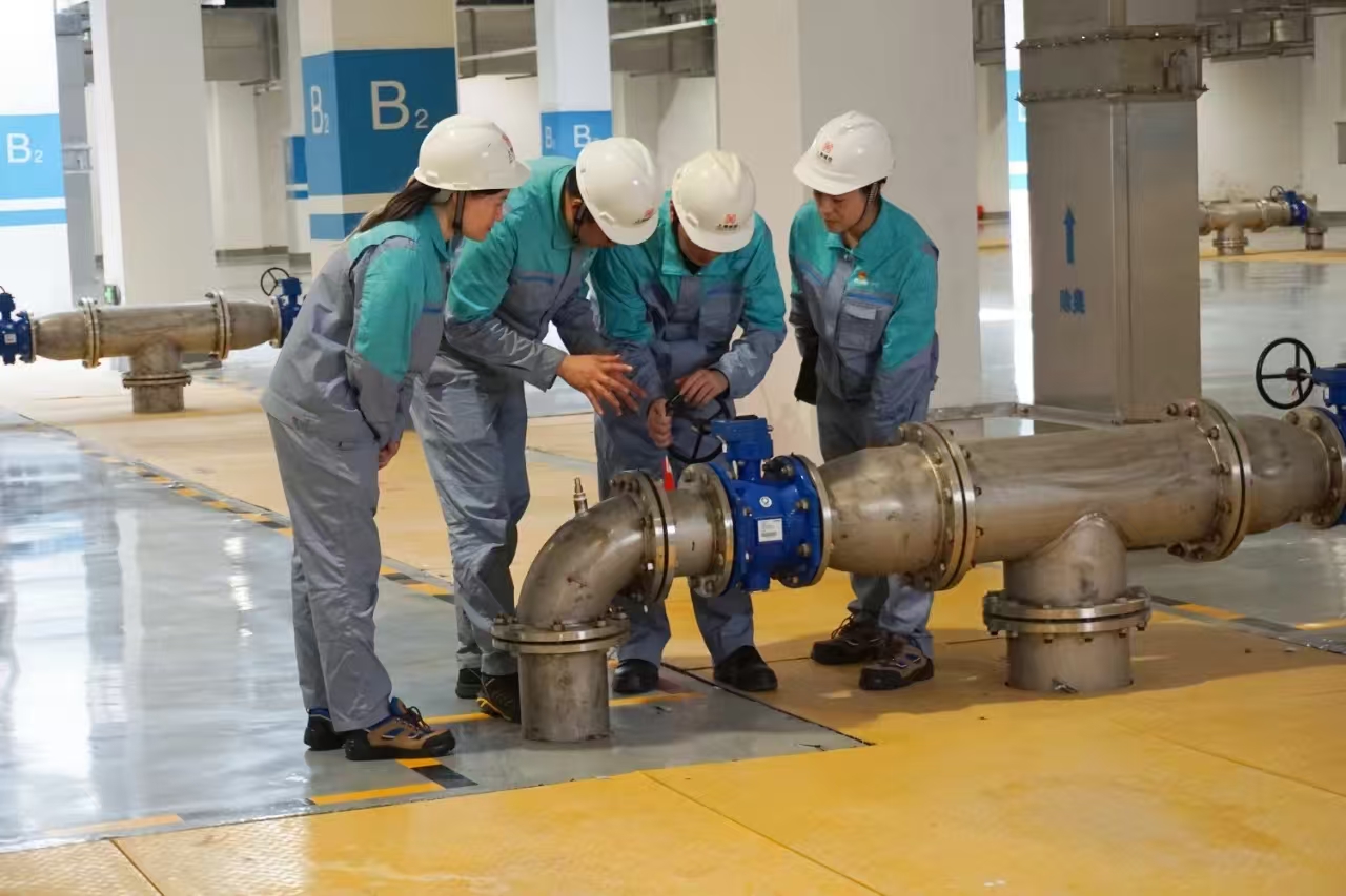 第七届进博会&ldquo;最美服务窗口&rdquo;揭晓 5楼自拍
两家基层单位上榜